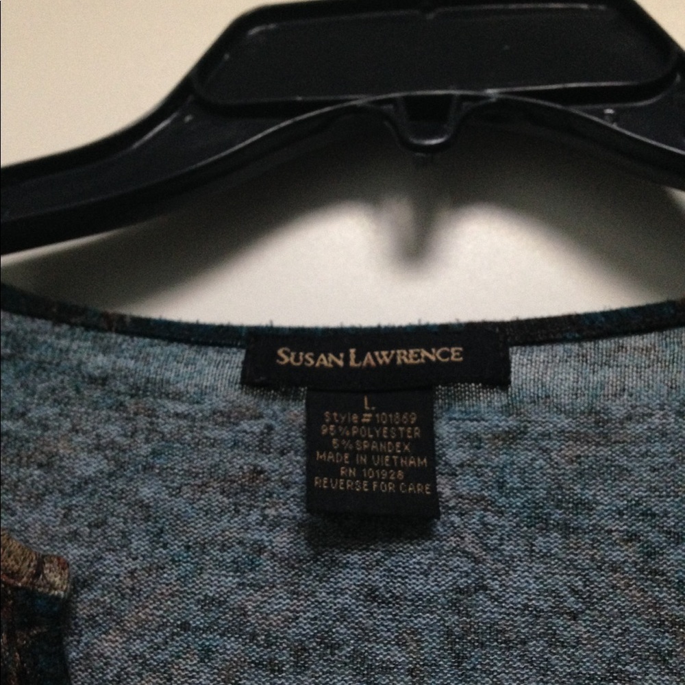 Blouse - Picture 3 of 3